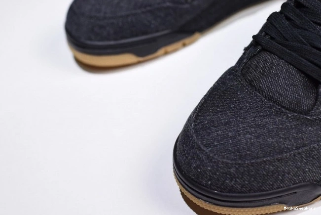 MaikeSneakers 4 AO2571-001 'black' Air Jordan x Levi's 0728